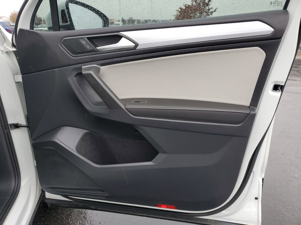 Used 2024 Volkswagen Tiguan S image 36