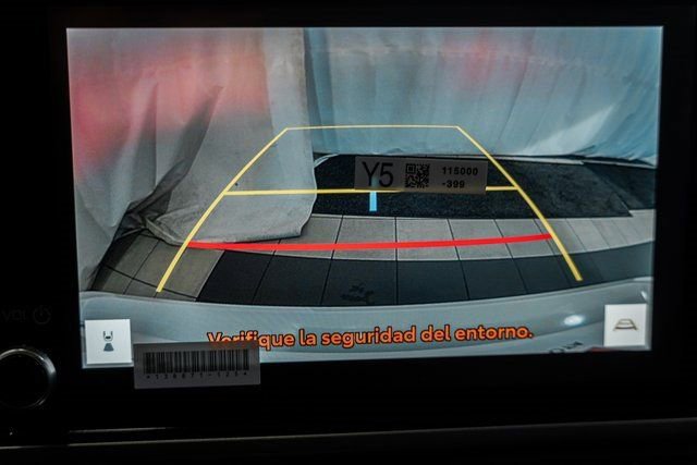 Used 2026 Toyota Camry LE image 36