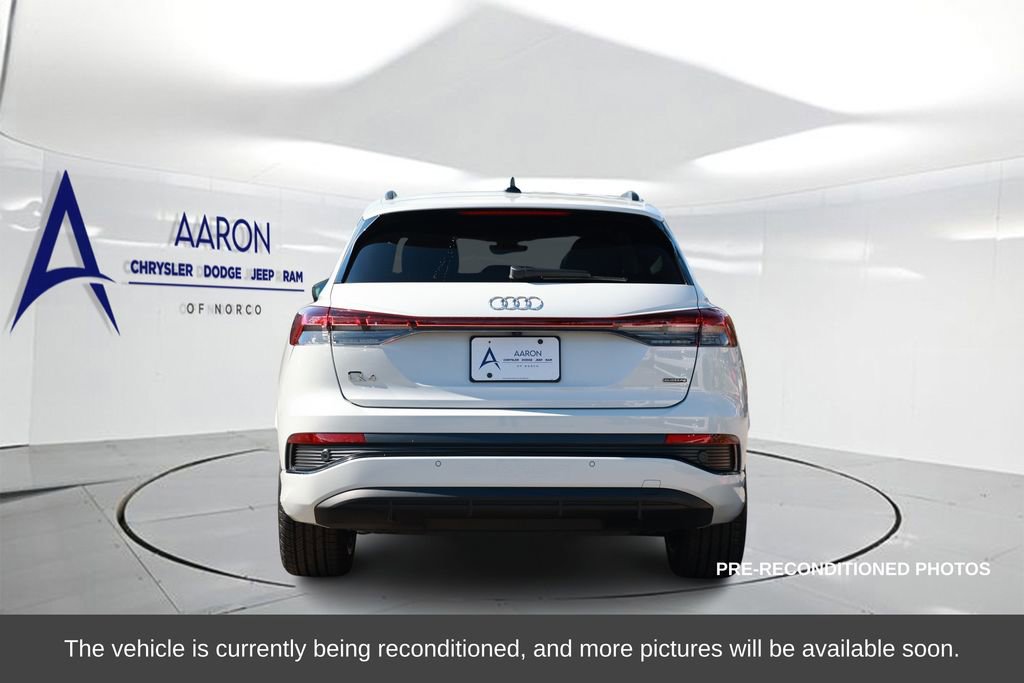 Used 2024 Audi Q4 e-tron Premium Plus w/ Premium Plus image 3