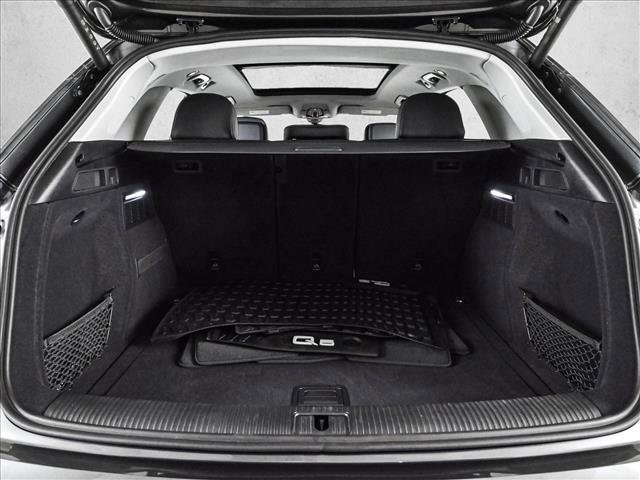 Certified 2025 Audi Q5 2.0T Premium Plus w/ Premium Plus Package image 6