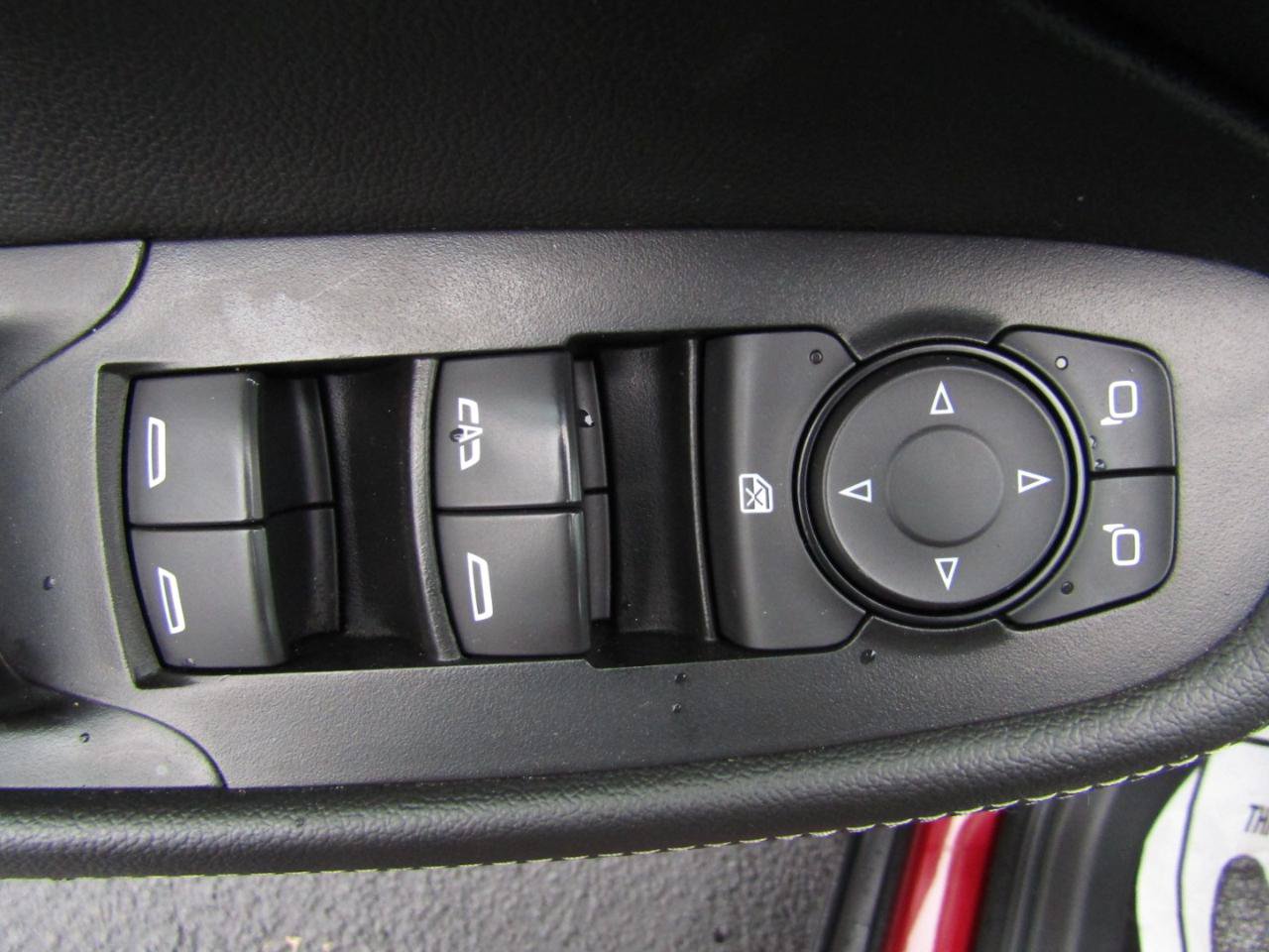 Used 2025 Buick Encore GX Preferred w/ Comfort Package FWD image 11
