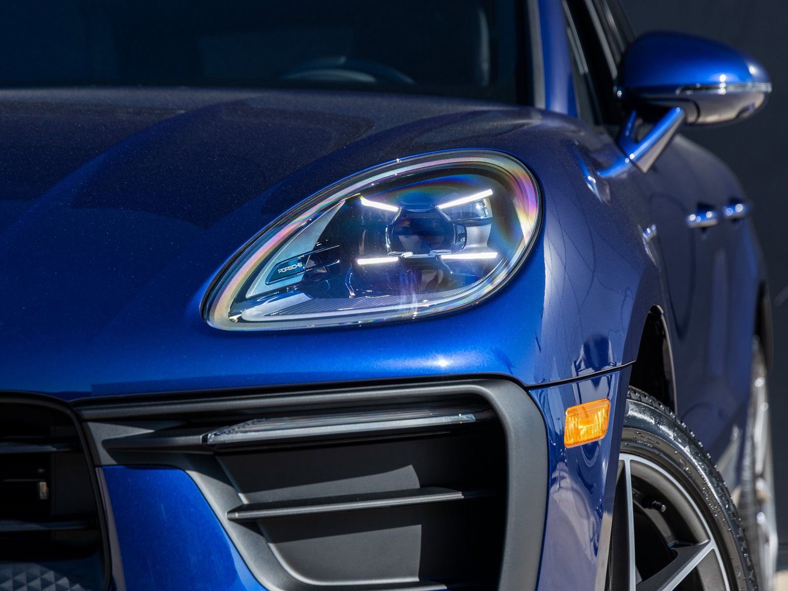 Certified 2026 Porsche Macan image 17
