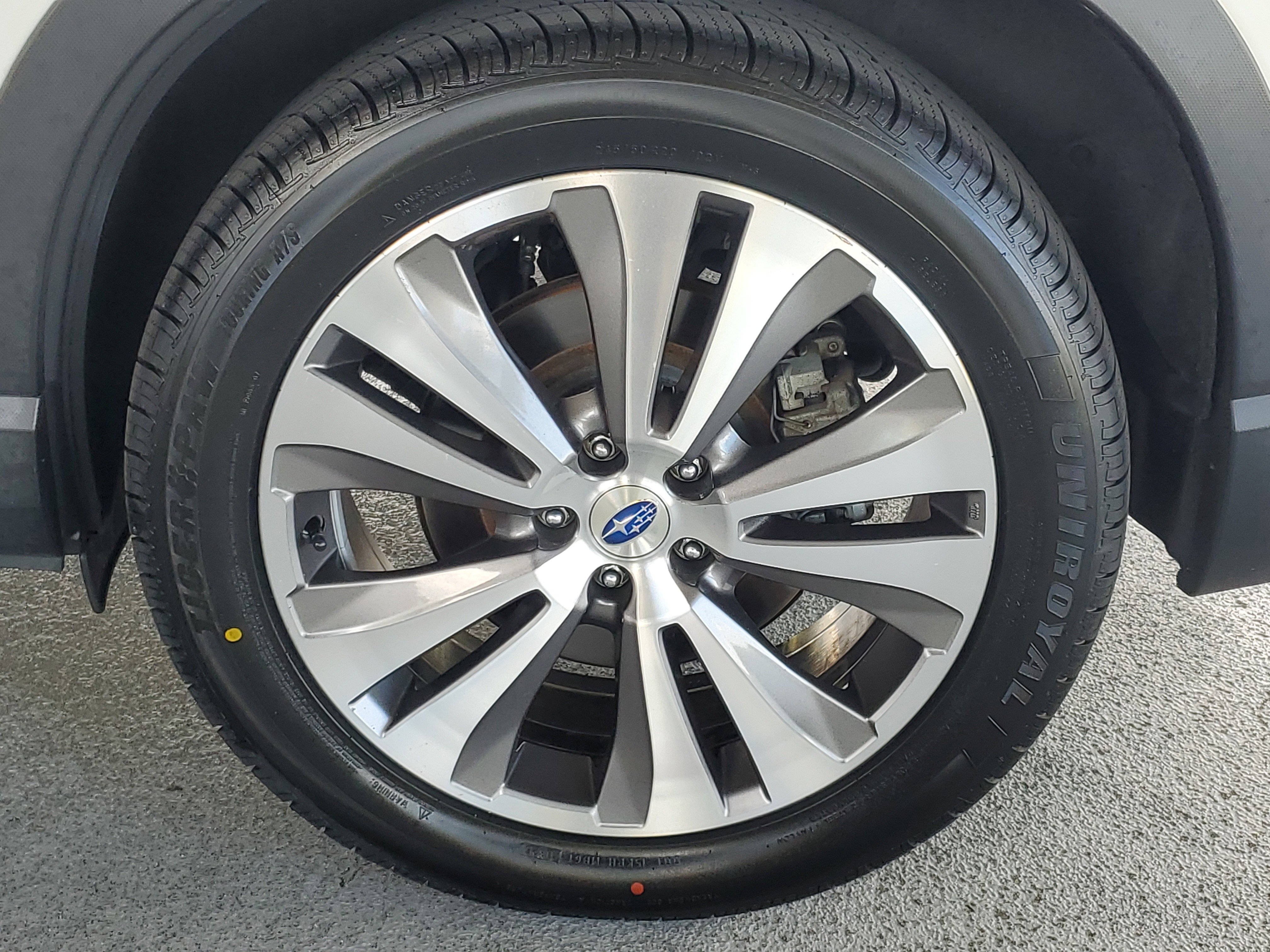 Used 2019 Subaru Ascent Touring AWD/4WD image 7