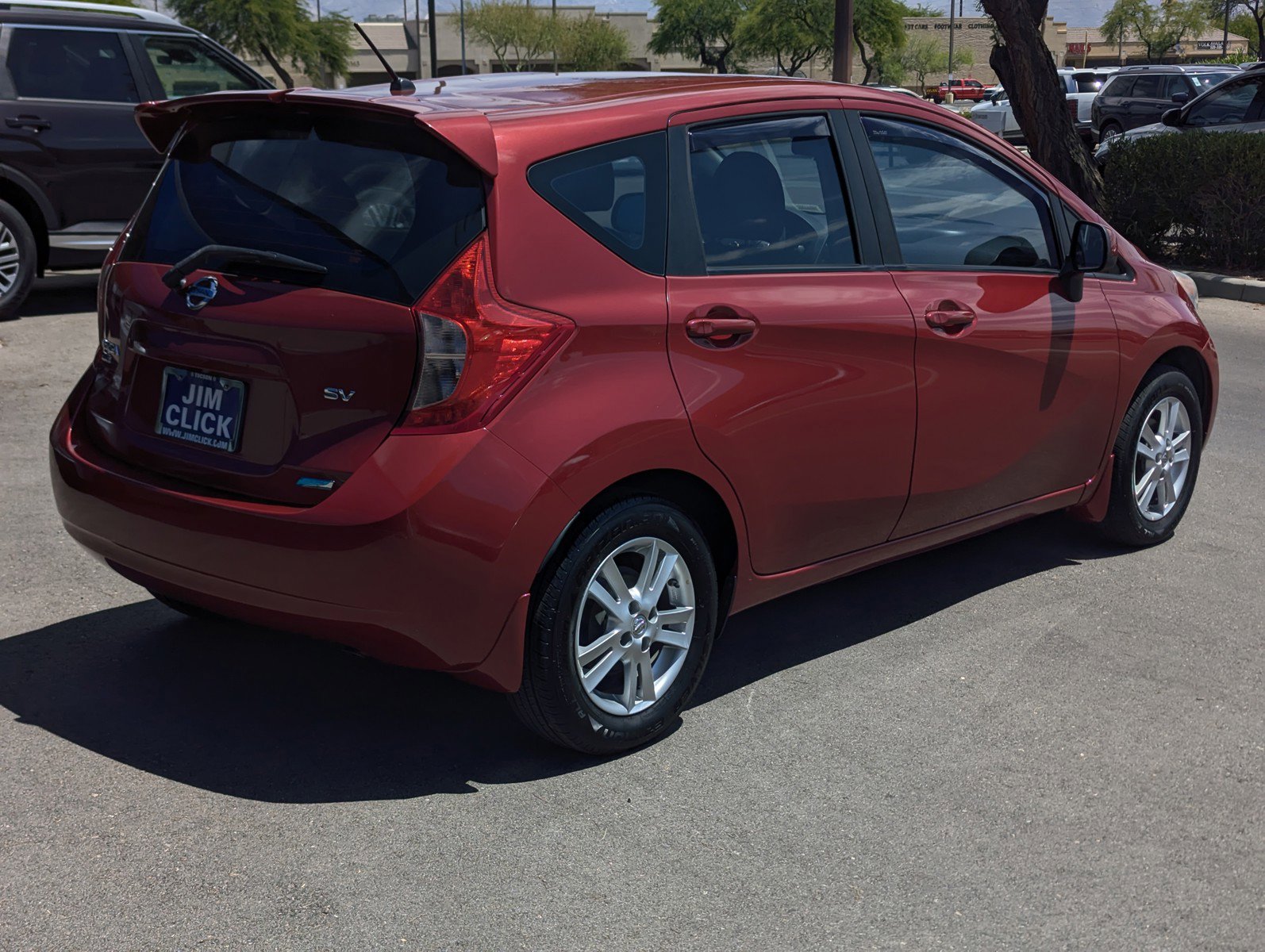 Used 2014 Nissan Versa Note SV w/ Sport Value Package FWD image 2