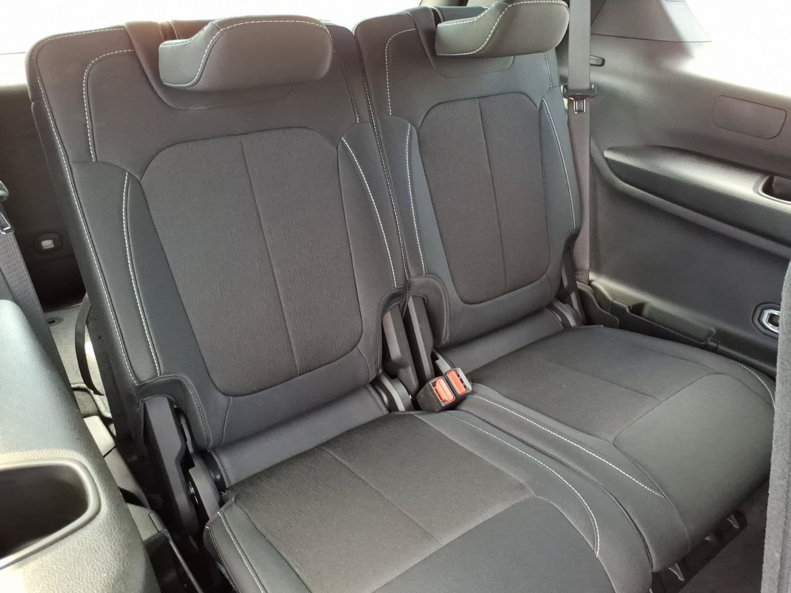 Used 2025 Jeep Grand Cherokee L Laredo AWD/4WD image 14