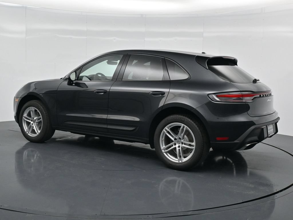 New 2026 Porsche Macan AWD/4WD image 3
