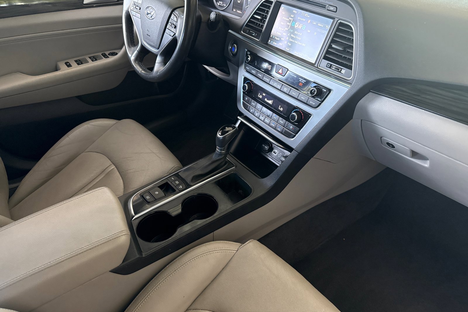 Used 2017 Hyundai Sonata Limited FWD image 15