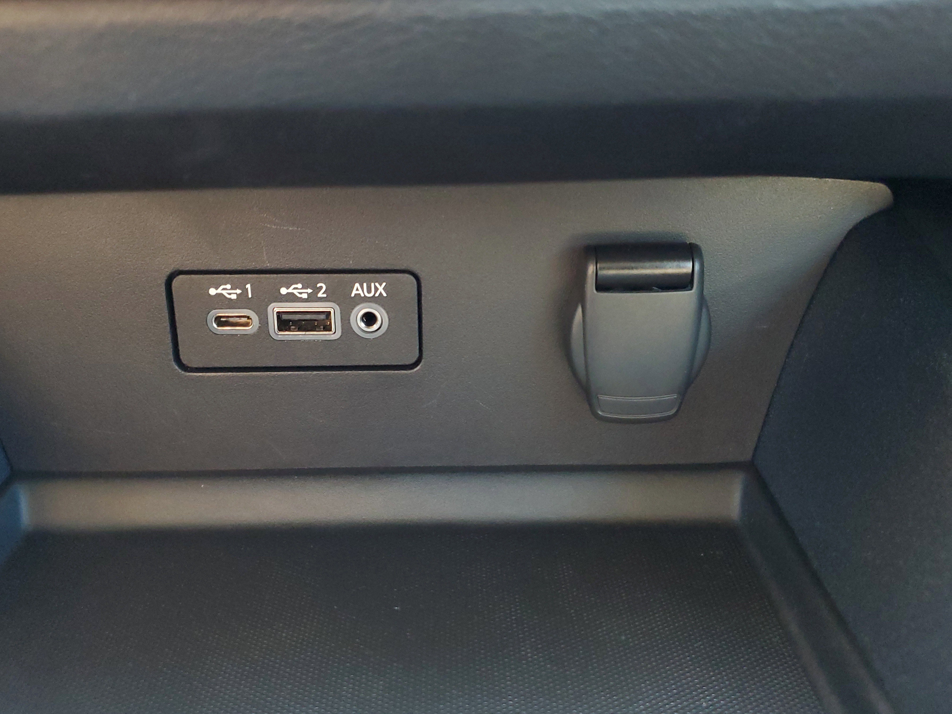 Used 2020 Nissan Altima 2.5 SR w/ Premium Package image 26