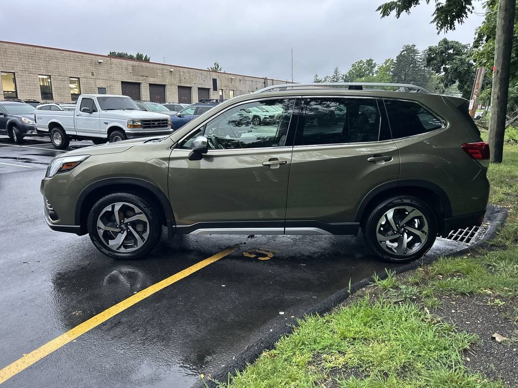 Certified 2023 Subaru Forester Touring AWD/4WD image 5