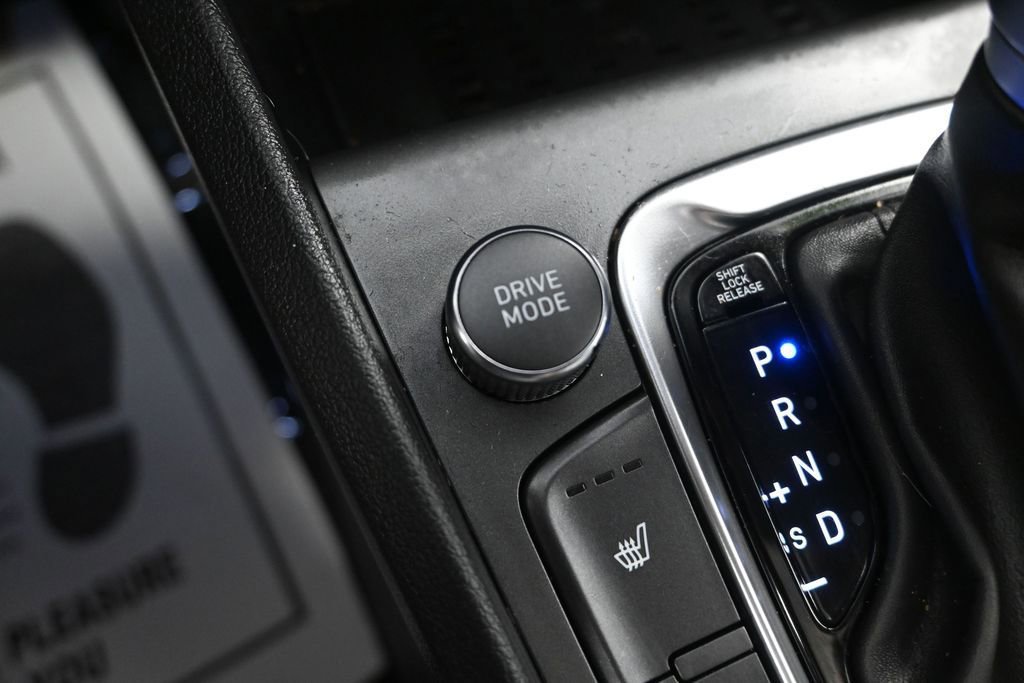 Used 2022 Hyundai Kona Limited AWD/4WD image 26