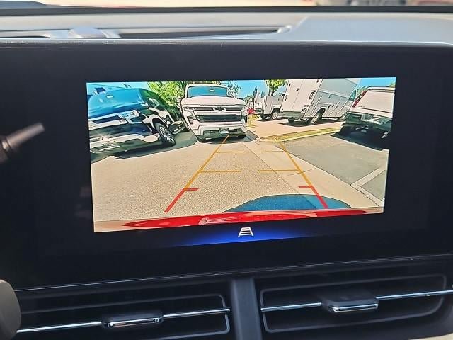 New 2026 Chevrolet Trax RS w/ Sunroof Package FWD image 14