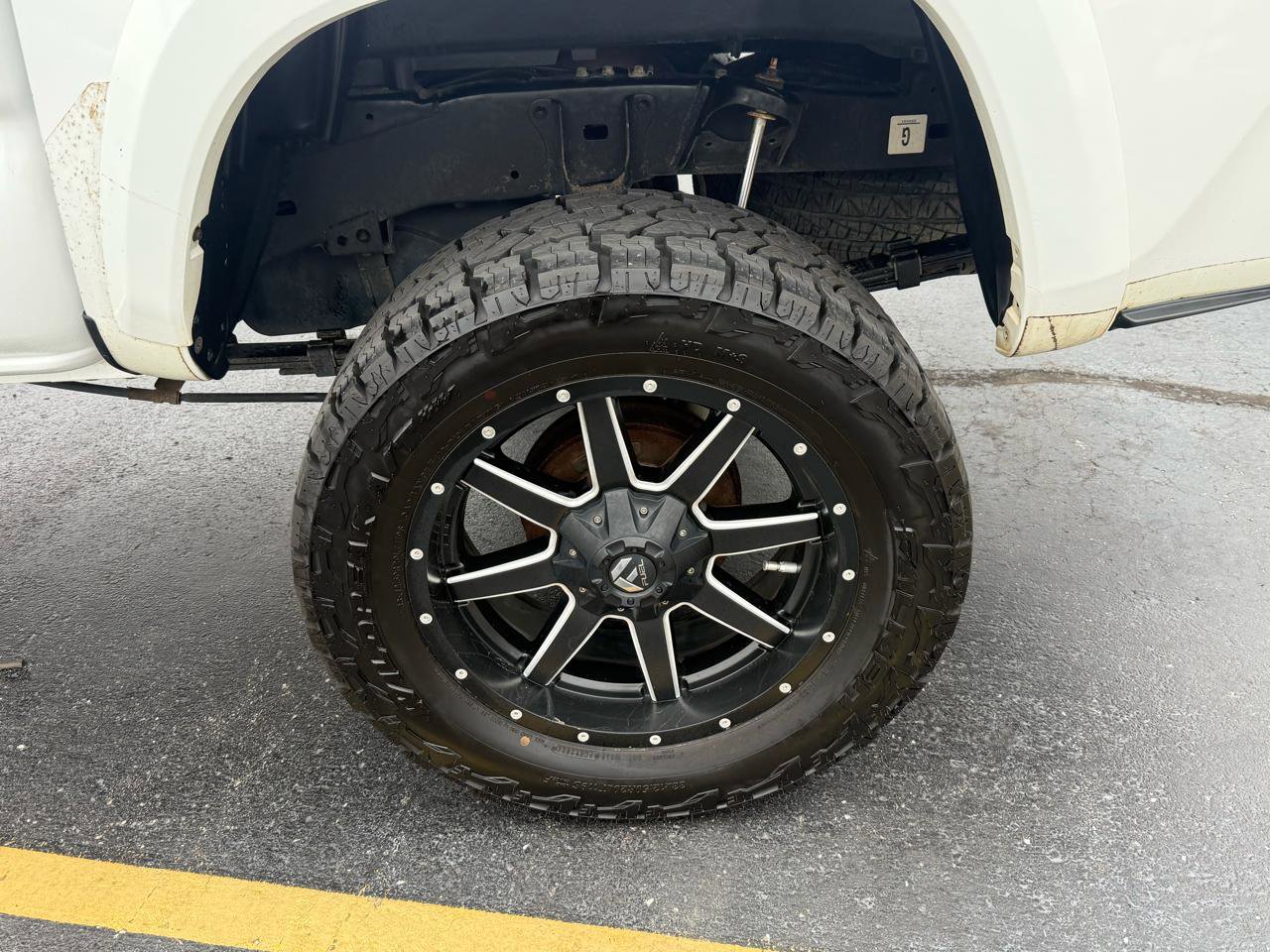 Used 2017 Toyota Tacoma TRD Sport w/ Premium & Technology Package image 13