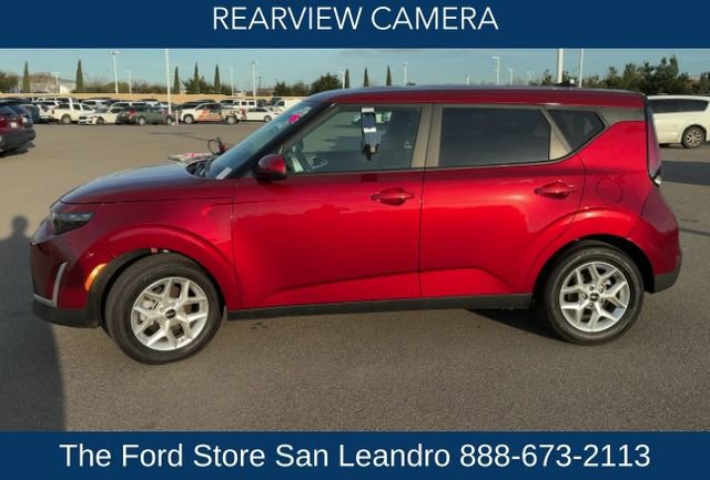 Used 2025 Kia Soul LX w/ LX Technology Package image 5