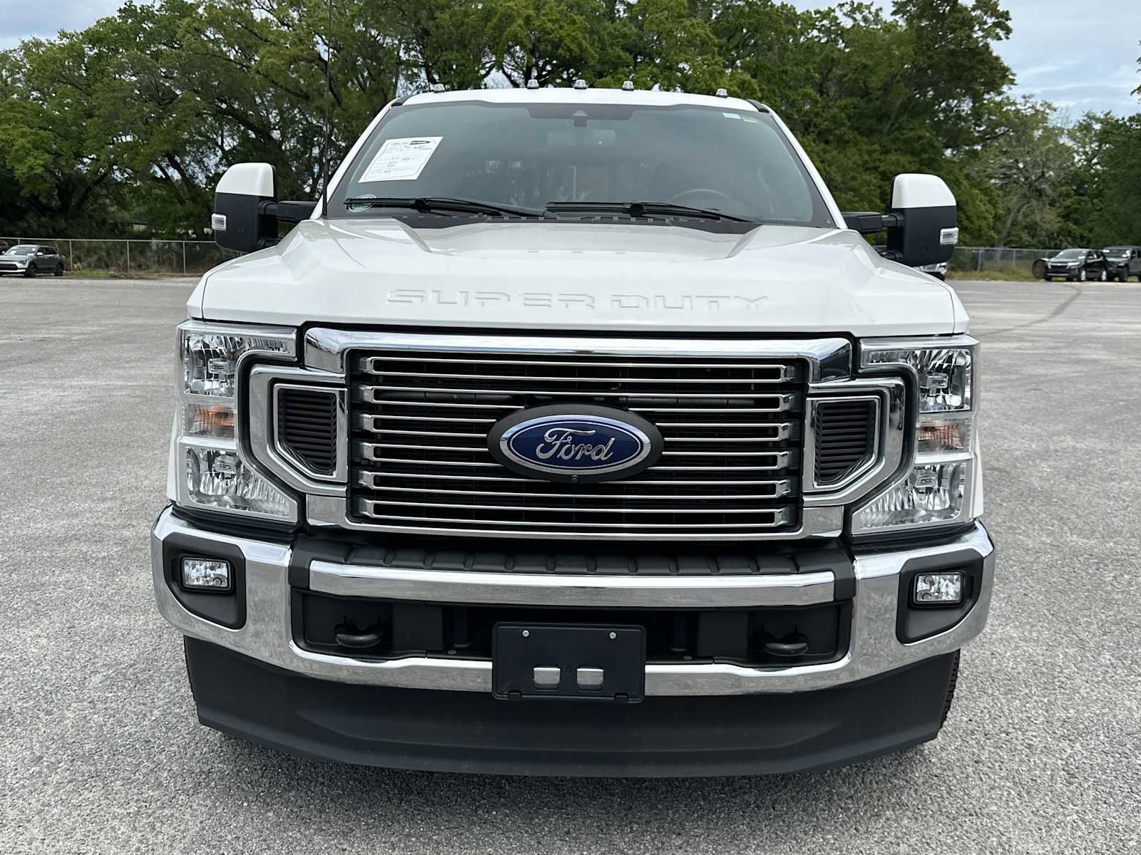 Used 2022 Ford F350 Lariat w/ Lariat Ultimate Package image 3
