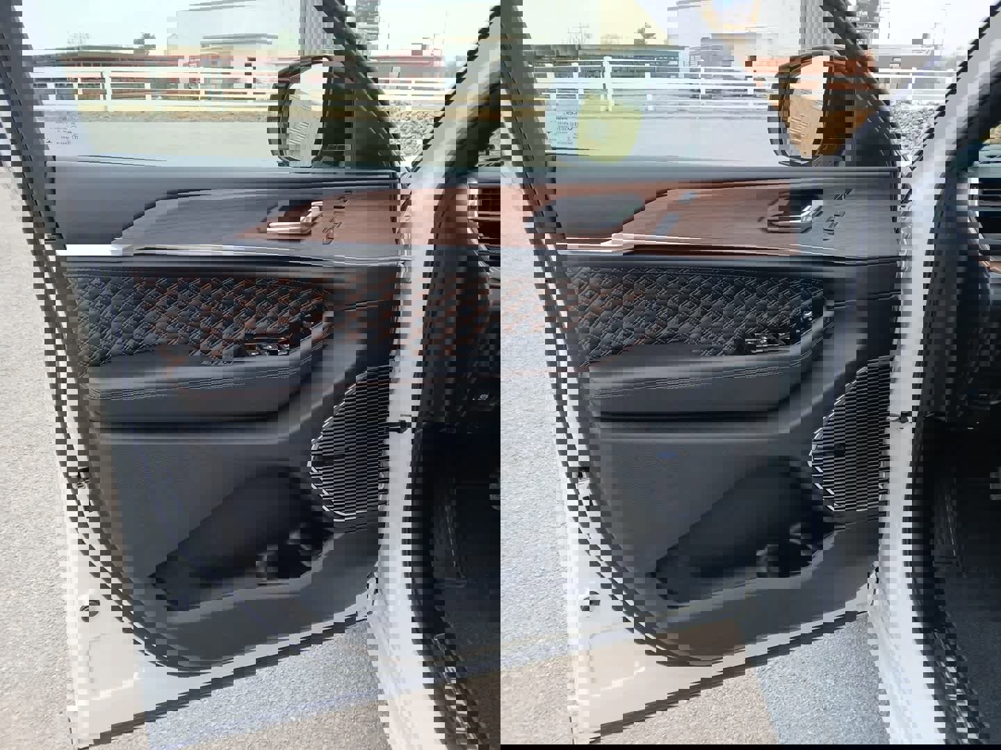 Used 2022 Jeep Grand Cherokee Summit w/ Advanced Protech Group IV image 19