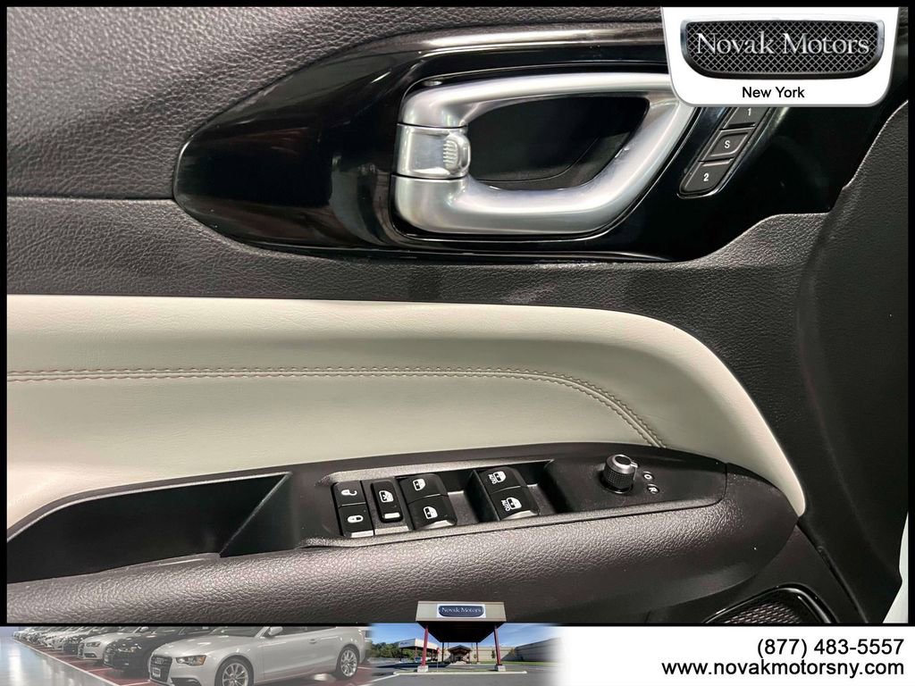 Used 2023 Jeep Compass Limited w/ Elite Group image 18
