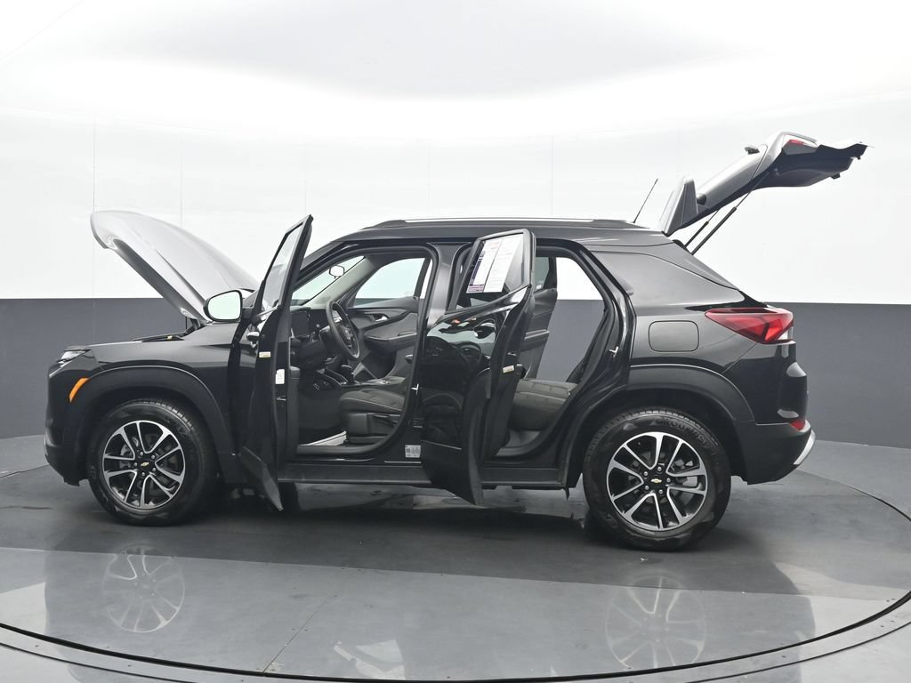 Used 2025 Chevrolet TrailBlazer LT FWD image 37