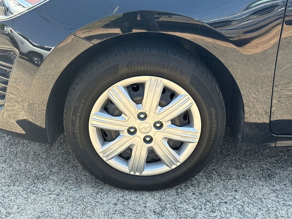 Used 2023 Kia Rio S image 10