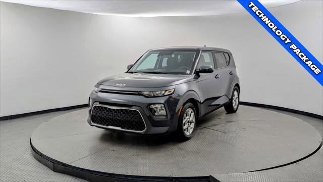 Used 2022 Kia Soul LX w/ Technology Package image 2