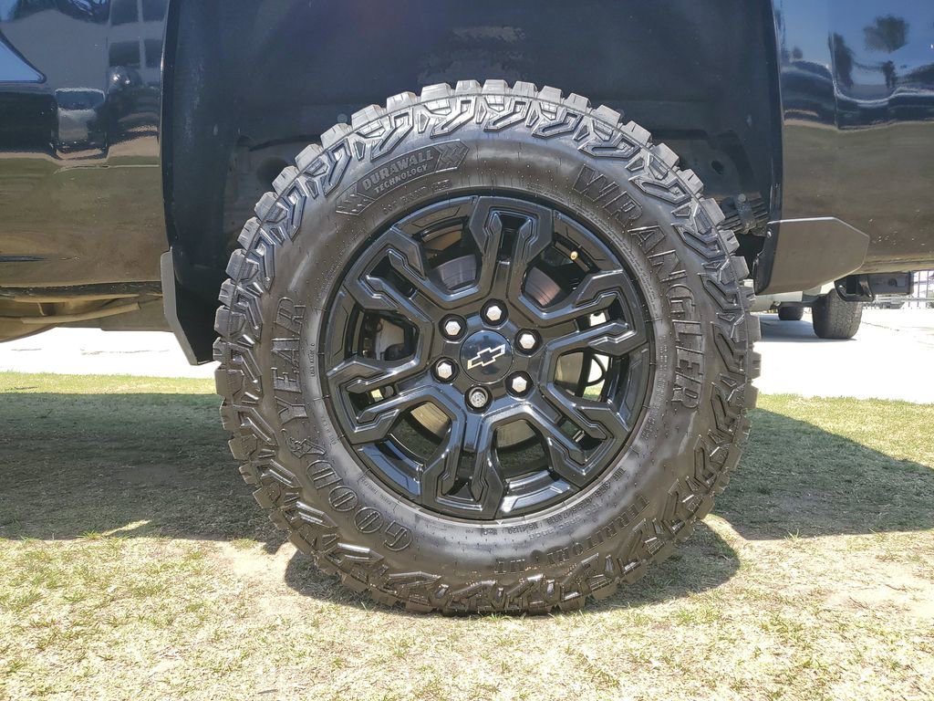 Used 2018 Chevrolet Silverado 1500 LTZ Z71 w/ LTZ Plus Package image 6