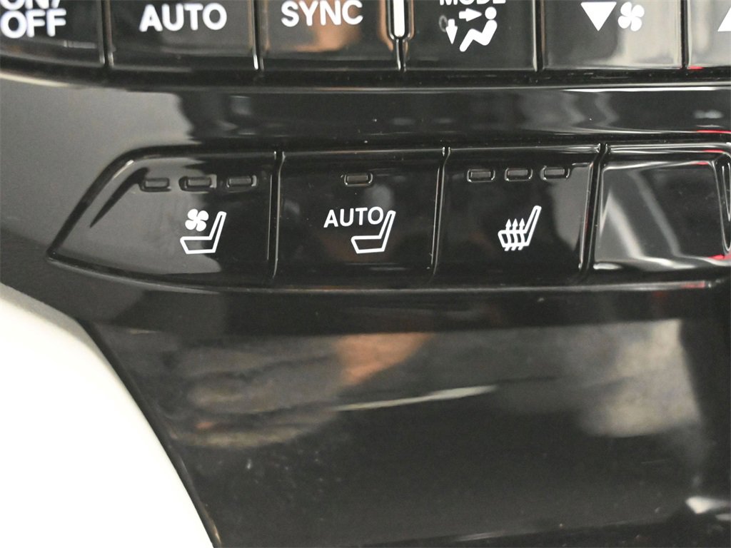 Used 2023 Acura MDX SH-AWD w/ Advance Package image 15