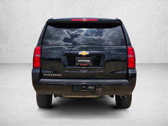 Used 2018 Chevrolet Suburban LT RWD image 7