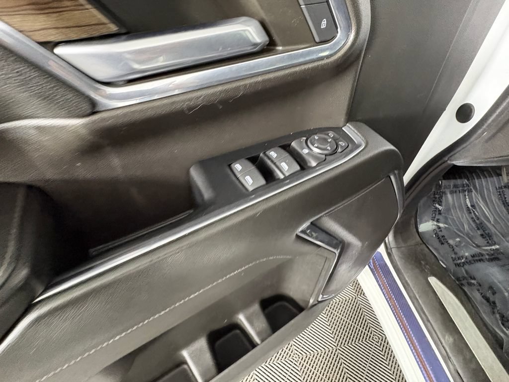 Used 2024 Chevrolet Silverado 3500 LT AWD/4WD image 12