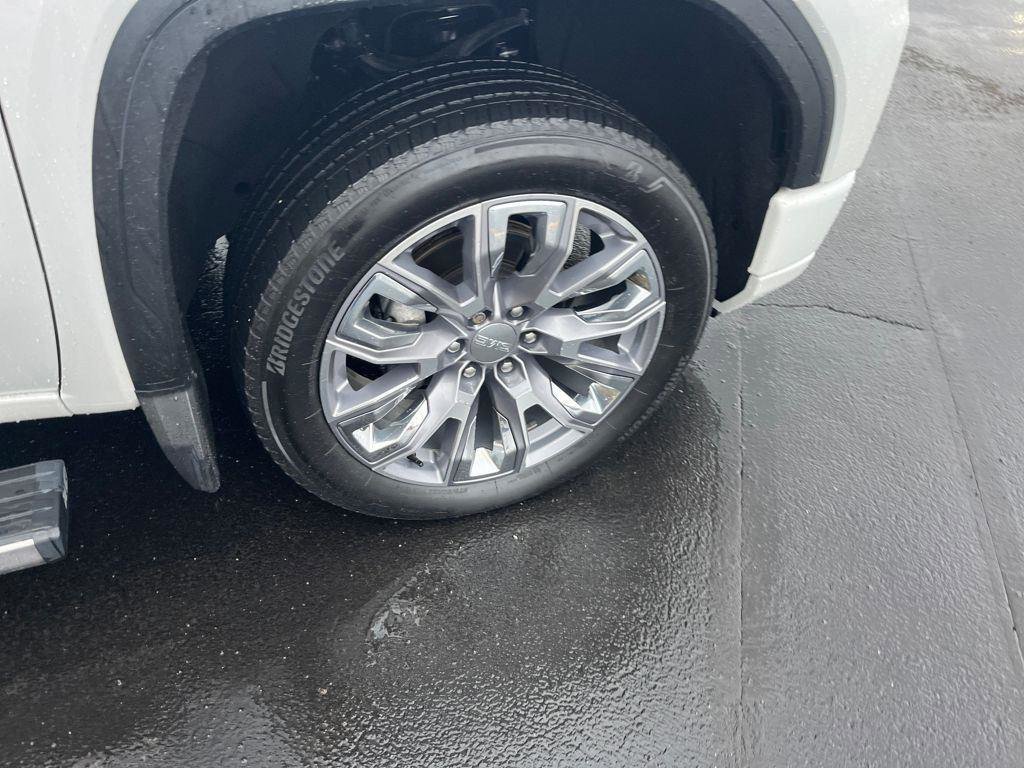 Used 2022 GMC Sierra 1500 Denali w/ Technology Package AWD/4WD image 33