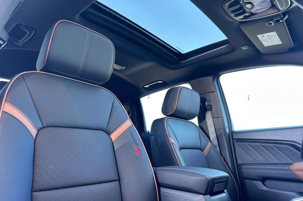 New 2026 GMC Canyon AT4 w/ Technology Plus Package AWD/4WD image 14