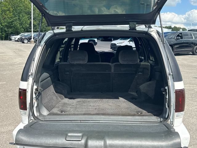 Used 2002 Chevrolet Blazer LS w/ Preferred Equipment Group RWD image 15