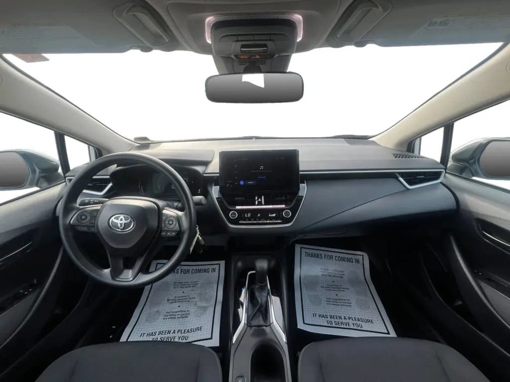 Used 2026 Toyota Corolla LE FWD image 11