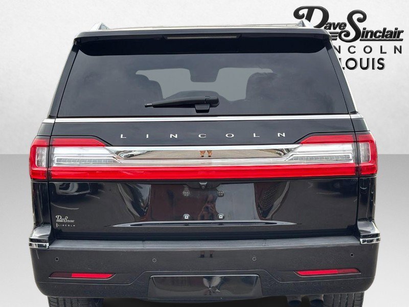 Used 2019 Lincoln Navigator Reserve image 6