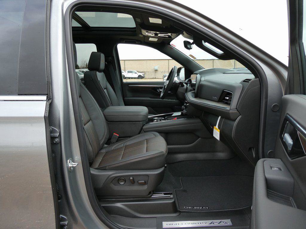 New 2026 Chevrolet Tahoe High Country image 11