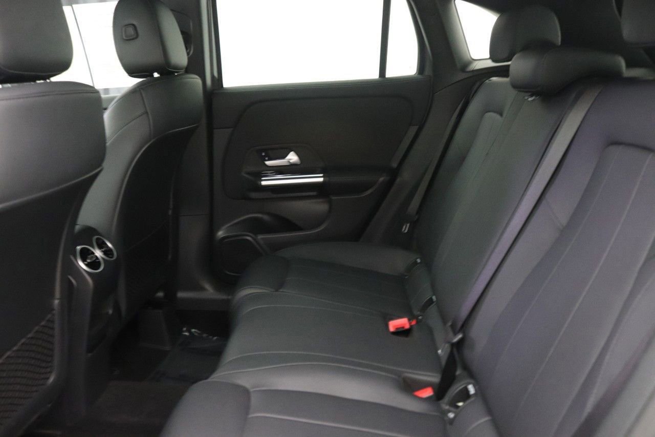 Certified 2023 Mercedes-Benz GLA 250 image 33