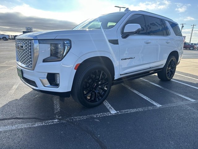 Used 2023 GMC Yukon Denali image 4