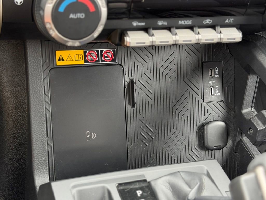Used 2025 Toyota Tacoma SR5 AWD/4WD image 14