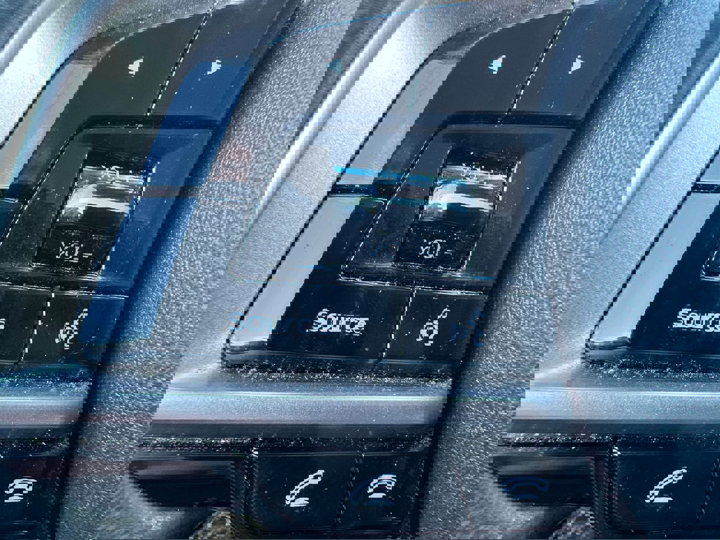 Used 2018 Subaru Outback 2.5i Limited w/ Popular Package #2 image 21