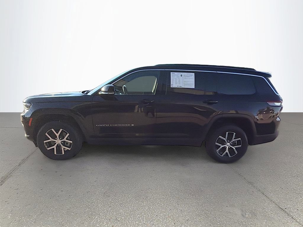 Used 2024 Jeep Grand Cherokee L Limited w/ Luxury Tech Group II image 8