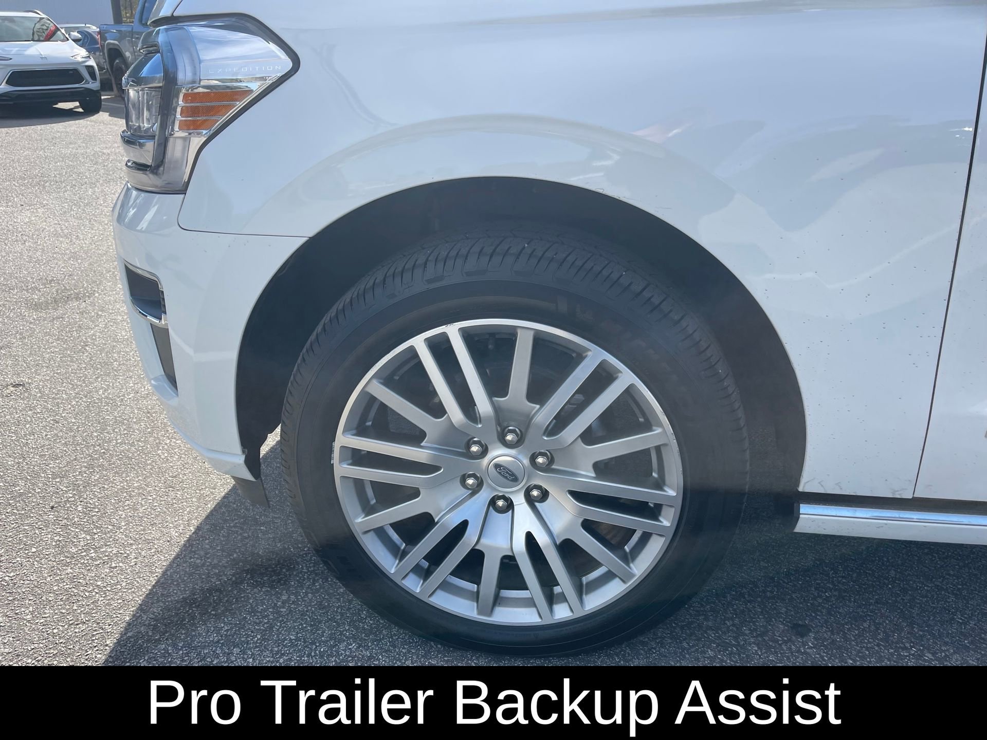 Used 2023 Ford Expedition Max Platinum image 10