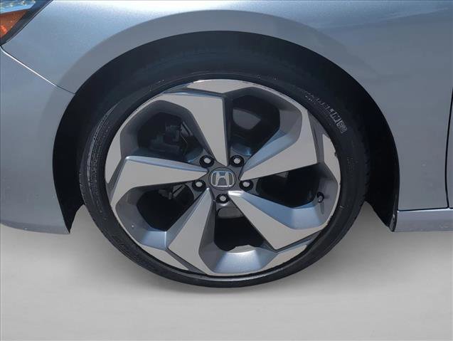 Used 2018 Honda Accord Touring image 26