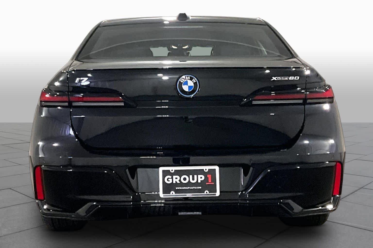 New 2026 BMW i7 xDrive60 AWD/4WD image 4
