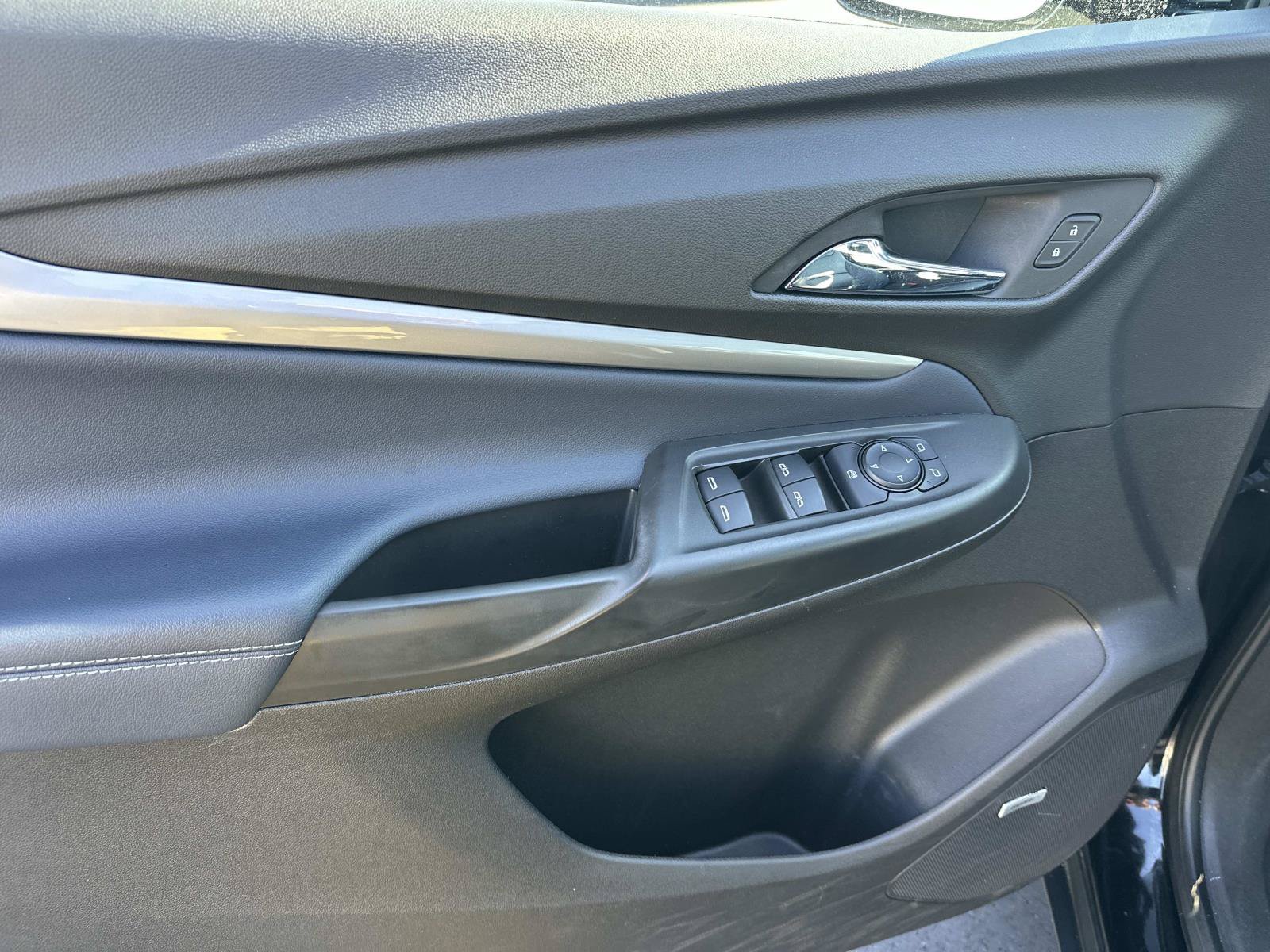 Certified 2023 Chevrolet Bolt EUV Premier w/ Sun & Sound Package FWD image 14