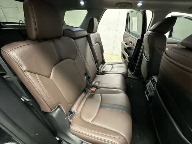 Used 2023 Honda Pilot Elite image 24