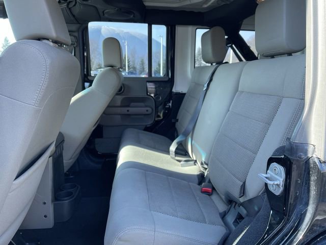 Used 2009 Jeep Wrangler Unlimited Sahara w/ Trailer Tow Group image 21