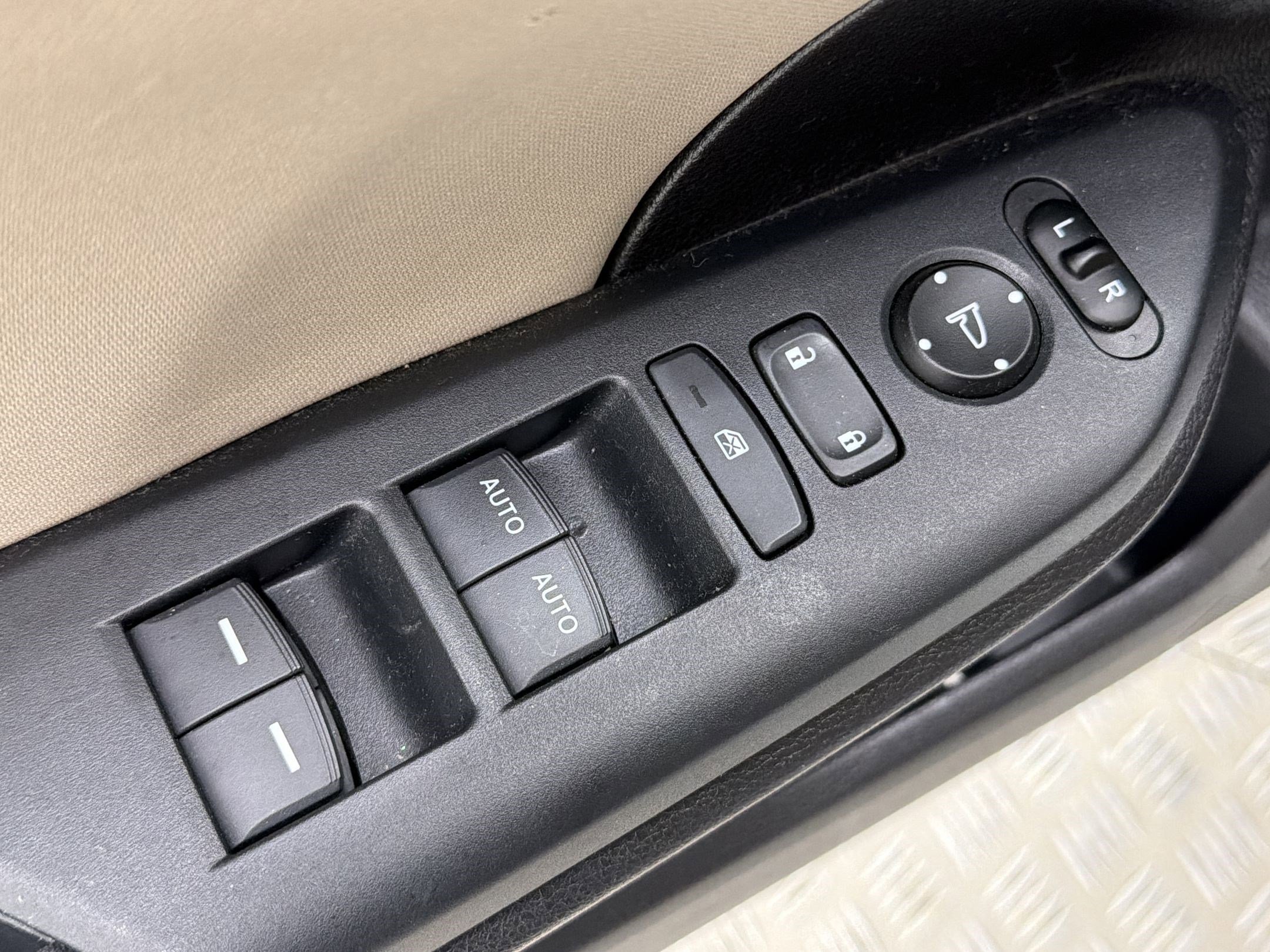 Used 2020 Honda Civic EX image 19