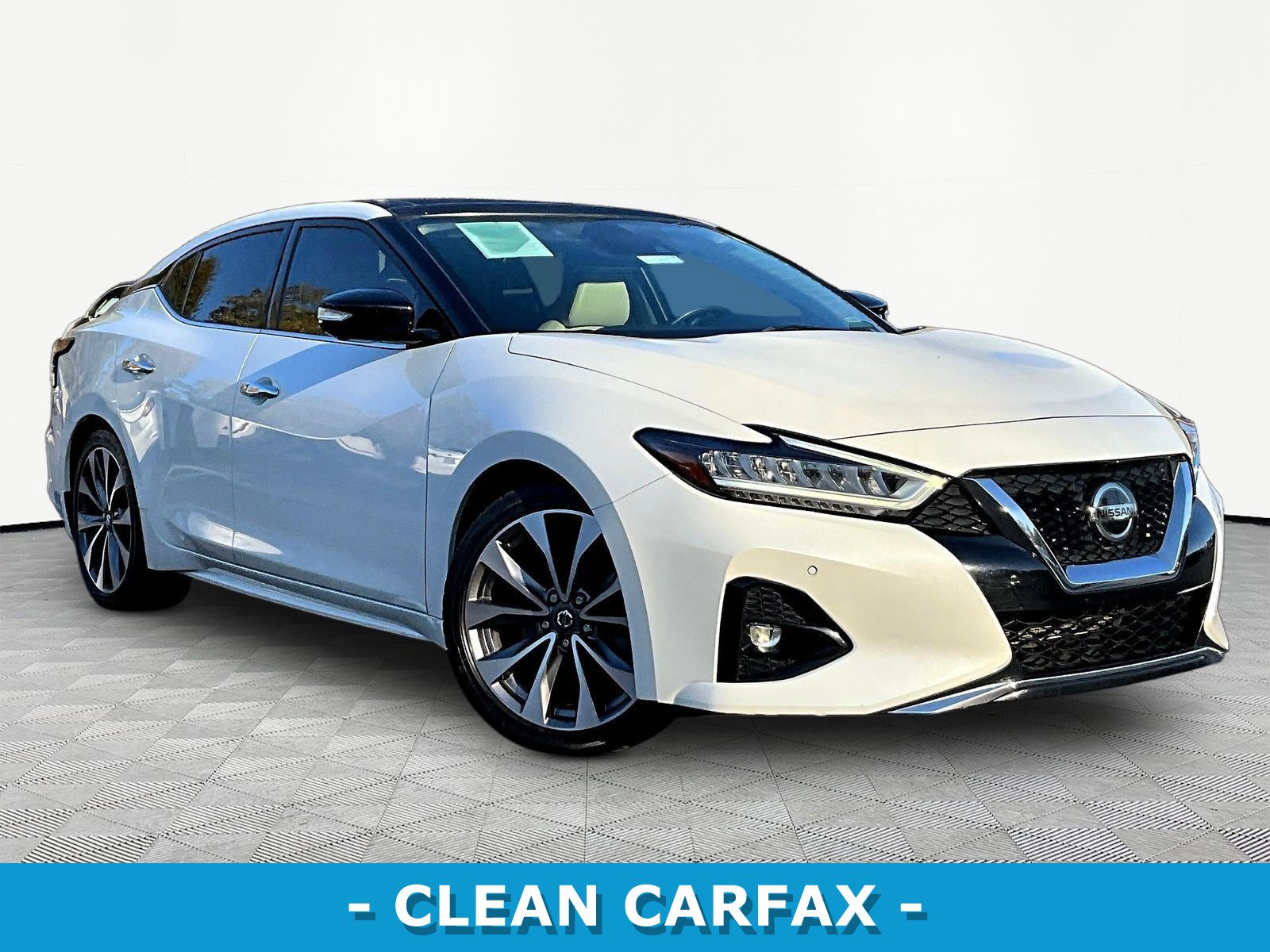Used 2019 Nissan Maxima Platinum w/ Illumination Package FWD image 3