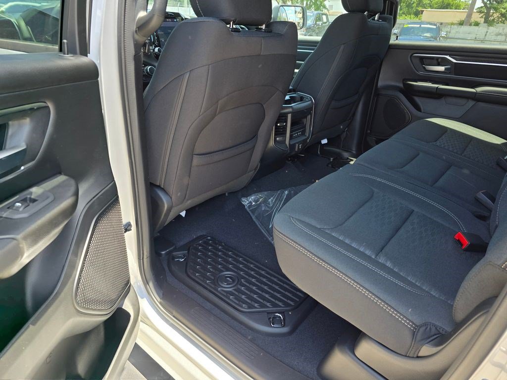 New 2026 RAM 1500 Big Horn AWD/4WD image 34