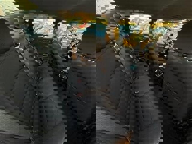 Used 2022 Chevrolet Malibu LT image 24