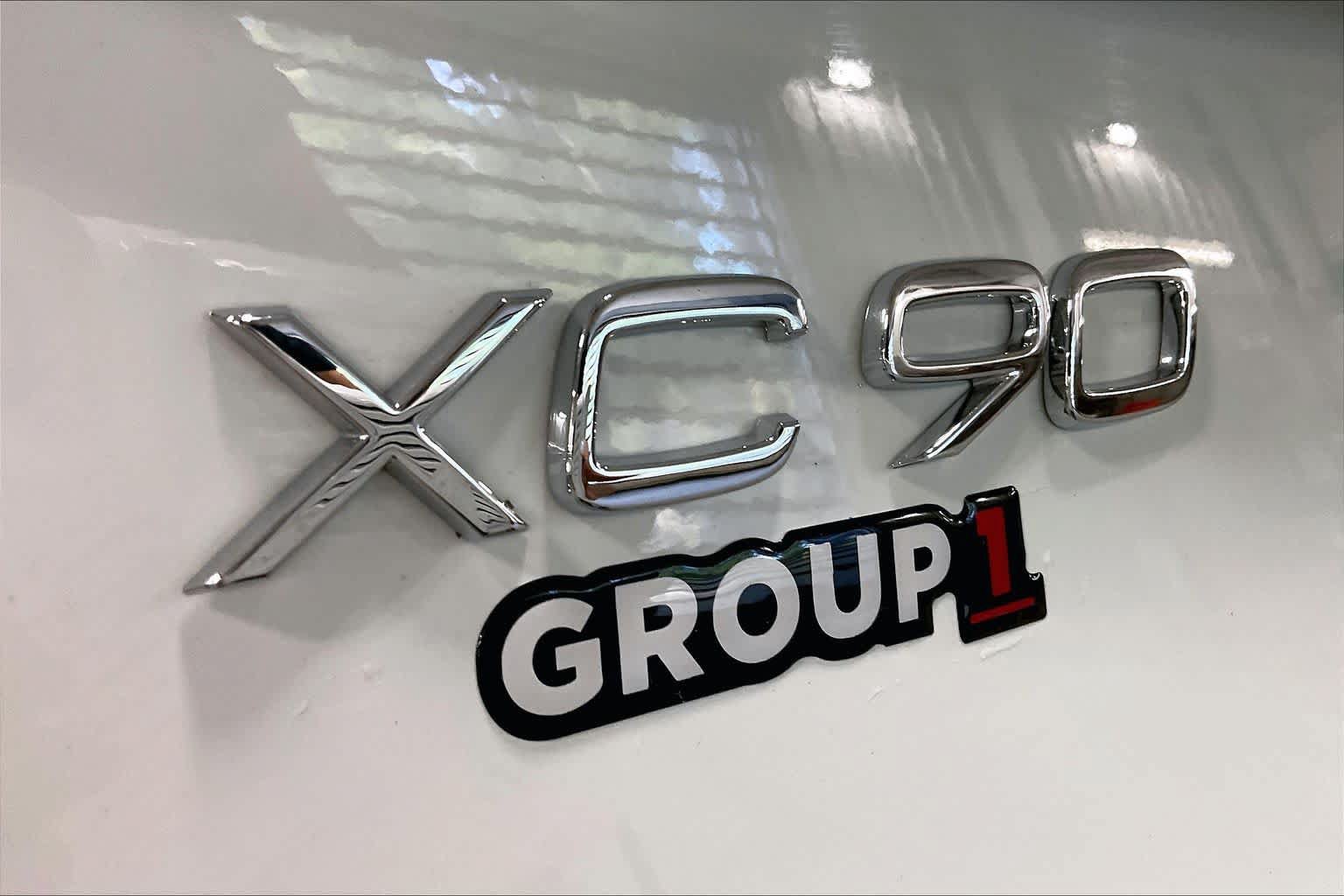 Used 2021 Volvo XC90 T6 Momentum w/ Climate Package AWD/4WD image 10