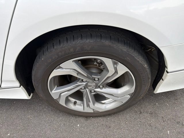 Used 2020 Honda Accord EX image 11